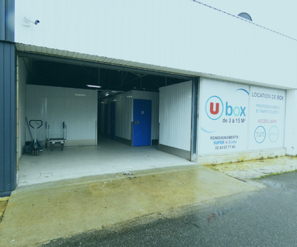 Entrée U box à Ernée en Mayenne